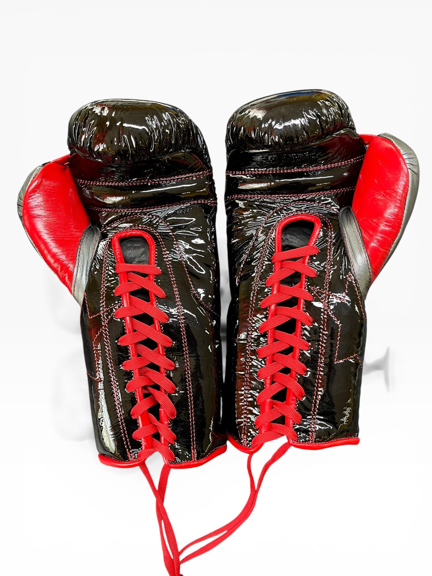 Guantes edición "Pelea" Negro charol/Rojo/Gris